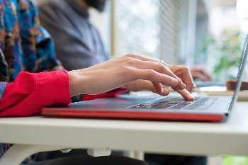 Управление имоти с Home Manager