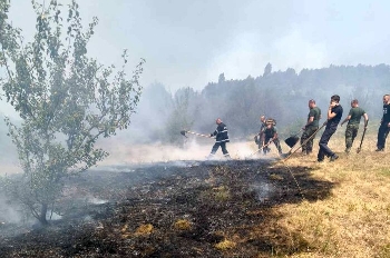 България гори! Тежка остава обстановката над Илинденци и Симитли