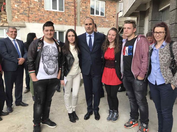 Цветанов в Рибново: ГЕРБ няма да се коалира нито с ДПС, нито с ДОСТ