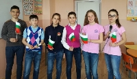 Ученици от Разлог пяха патриотични песни в училище
