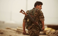 Американците подкрепиха с оръжие сирийските кюрди от SDF