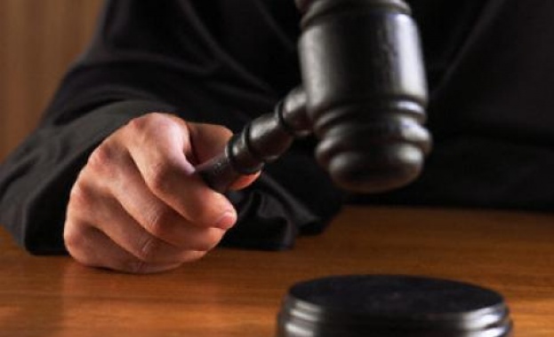 Съдят комарджии, псували крупие и охранители на казино в Сандански