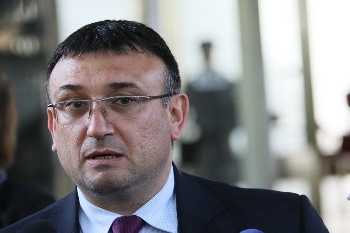 Главният секретар на МВР за отвлечения Адриан: Надяваме се да е жив