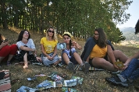 Градски младежи от цялата страна ще живеят за месец в Лъжница