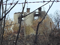 Ремонтират с доброволен труд изгорелия дом на дядо Митко от Ощава