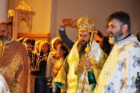 Село Полена празнува на Петковден с народни борби и футбол