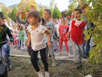 Деца, родители и учители тичаха на есенен крос в Благоевград