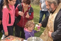 Стотици миряни от Симитли почетоха Архангеловден в древен манастир