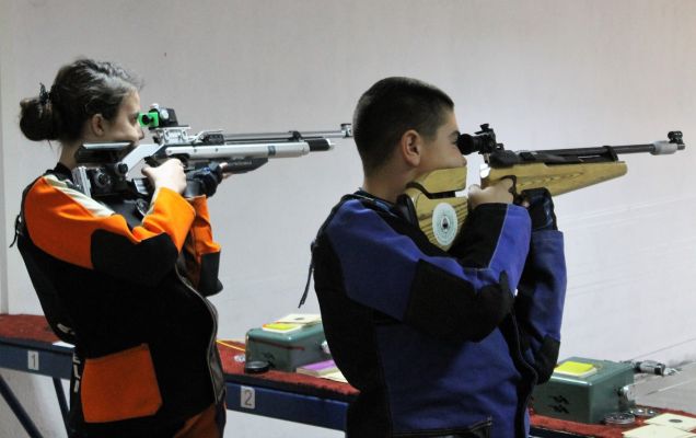 Състезатели от 8 клуба мериха сили в турнир по стрелба в Благоевград