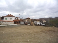 Обновяват пътя до храма в петричкото село Старчево