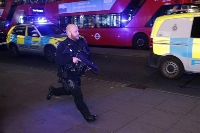 Полицията в Лондон съобщи за стрелба на метростанцията Oxford Circus