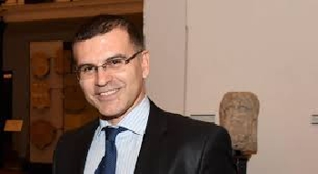 Дянков: Магистралите няма да върнат хората от чужбина