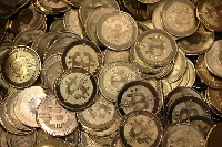 Биткойнът се срина от 20000 до под 14000 долара! Биткойнът се срина от 20000 до под 14000 долара!