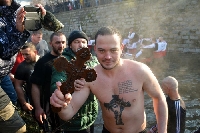 Европейски шампион улови Богоявленския кръст в Благоевград Европейски шампион улови Богоявленския кръст в Благоевград