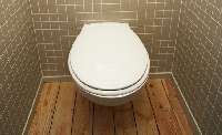 Откраднаха вратите и прозорците от WC на гробището в Сандански Откраднаха вратите и прозорците от WC на гробището в Сандански