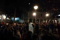 Светлини озариха 33-метровия кръст и възвестиха Възкресение Христово