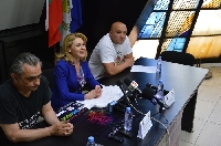 Басист на  Уайтснейк” забива рок в село Дъбрава