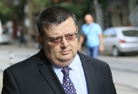 Цацаров предлага на Борисов да се промени концесията на Юлен в Банско