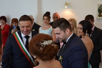 Камбитов бракосъчета евродепутата Андрей Новаков и любимата му