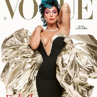 Лейди Гага позира за декемврийския брой на британския Vogue