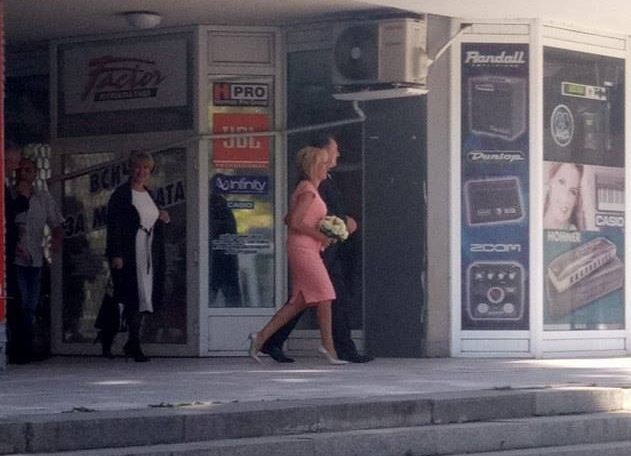 Омбудсманът Мая Манолова се омъжи за дългогодишната си любов